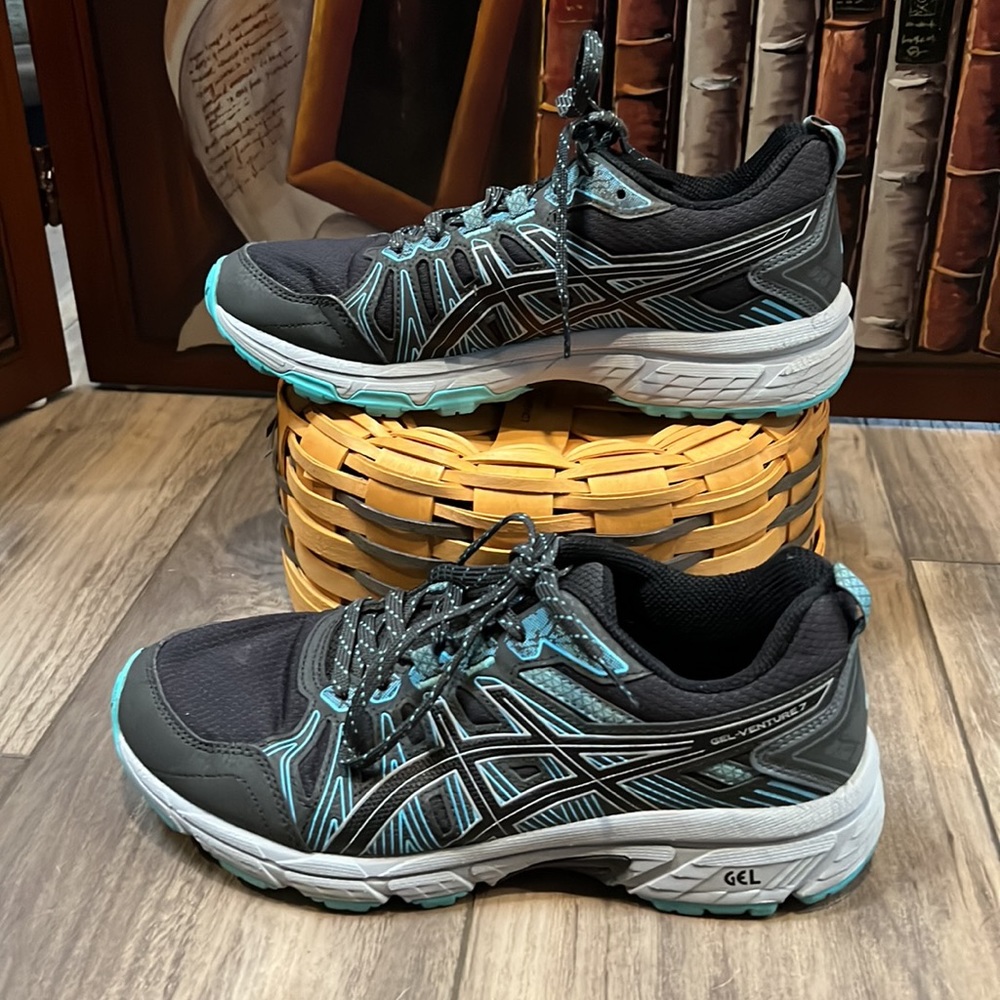 Women’s Size 8 ASICS Gel Insoled Tennis Shoes Black and Blue Good Condition Used - Picture 4 of 8